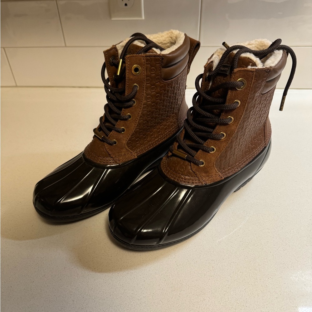 Michael Kors size 8 women’s boots - new